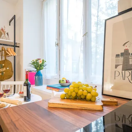 Quiet & Cosy Near Eiffel Tower Apartment Paris